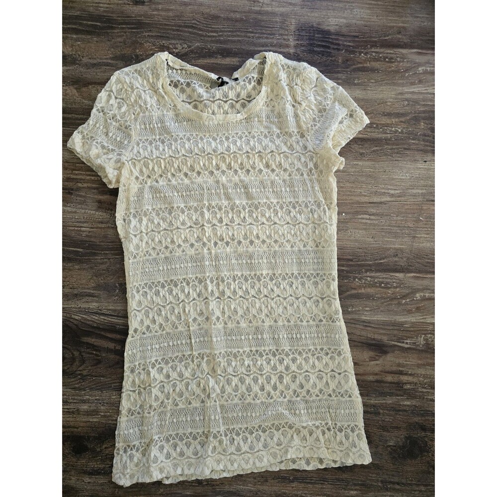 BKE Boutique White Lace Net Long Top Silver Metallic Sheer Short Sleeve Medium